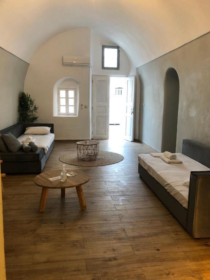 Amaryllis Suites Santorini Тира Экстерьер фото