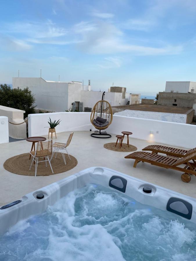 Amaryllis Suites Santorini Тира Экстерьер фото